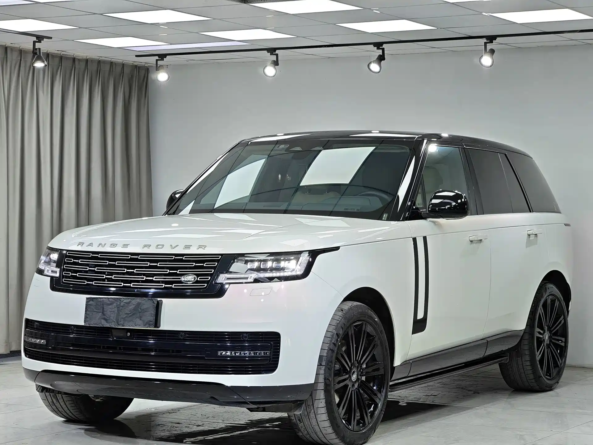 Фото 2 - Land Rover Range Rover