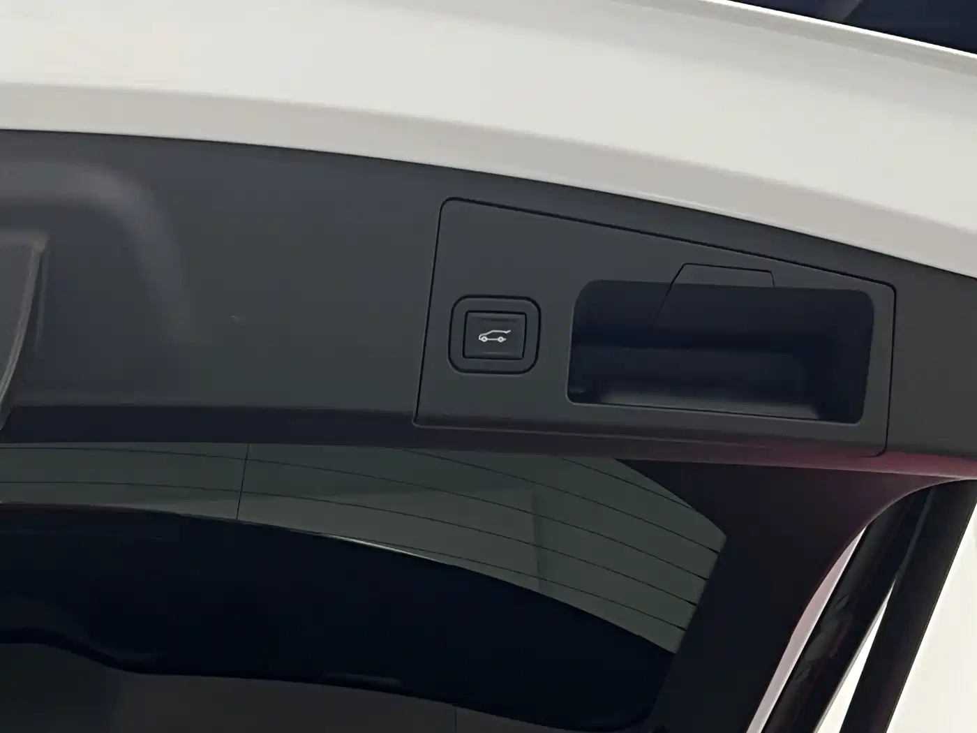 Cadillac XT4, миниатюра 24