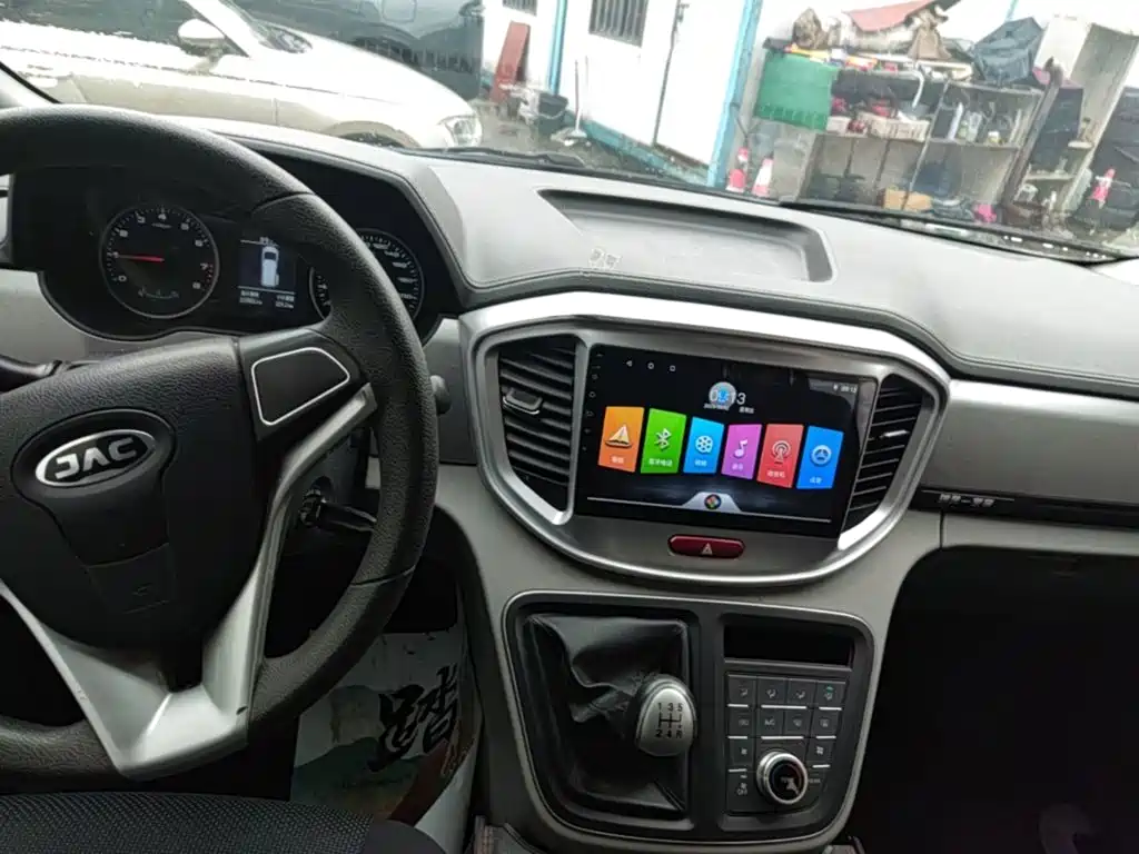 JAC Refine M4 2021 2021 2.0L Manual Business Travel Edition