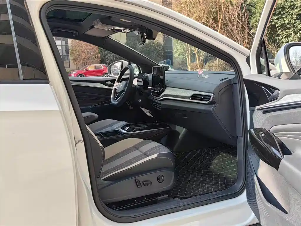 VOLKSWAGEN ID.4 CROZZ