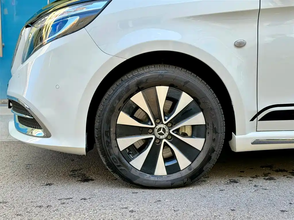 Mercedes-Benz Vito 2021 2.0T Business Edition 7-seater фото 29