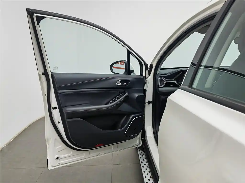 GAC Trumpchi Trumpchi GS4 2020 270T Automatic Elite Tech Version фото 8