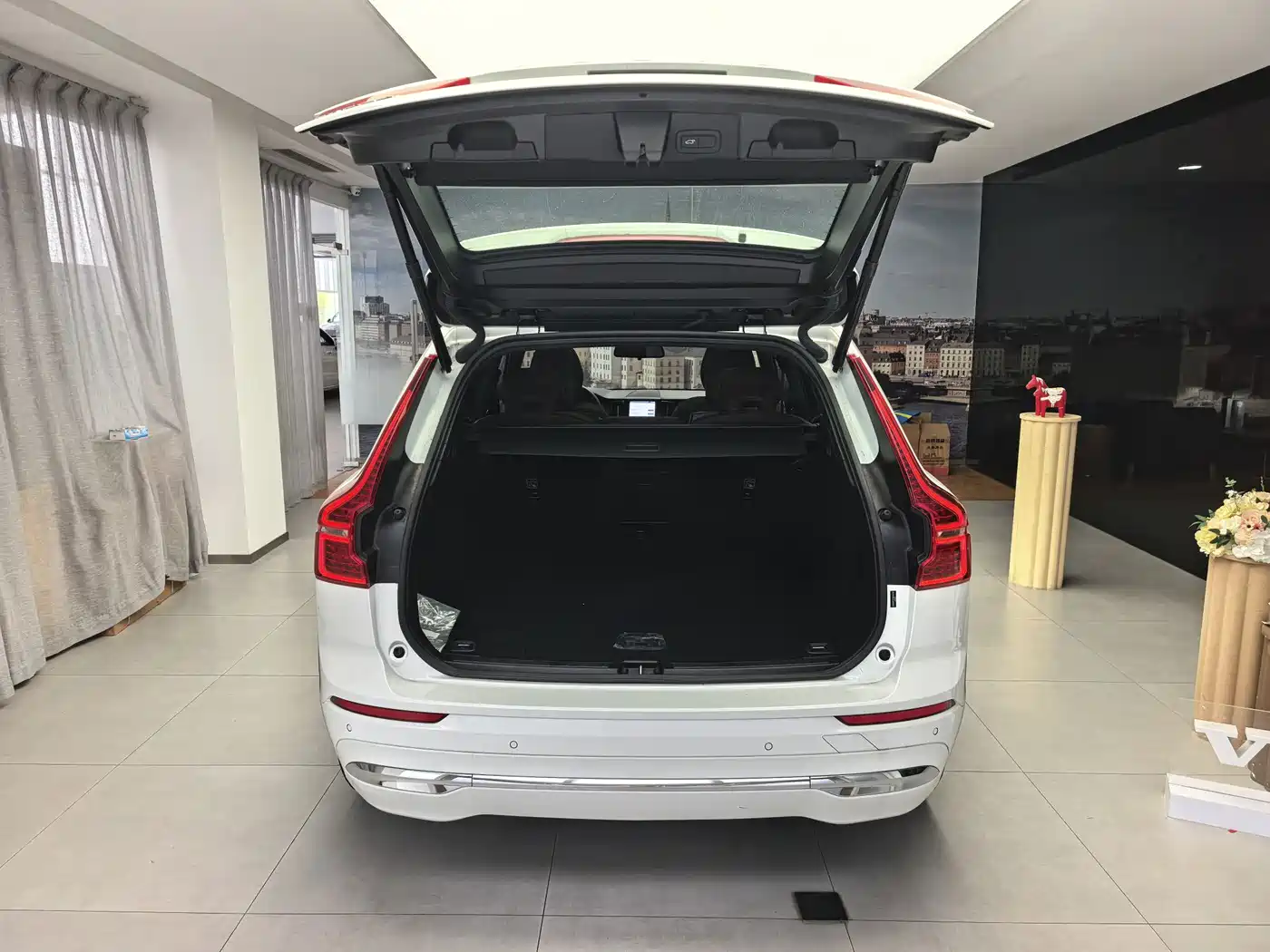 Volvo XC60 2025 2025 B5 AWD Smart Luxury Edition