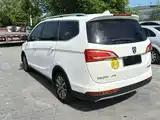 Фото 7 - Baojun 730