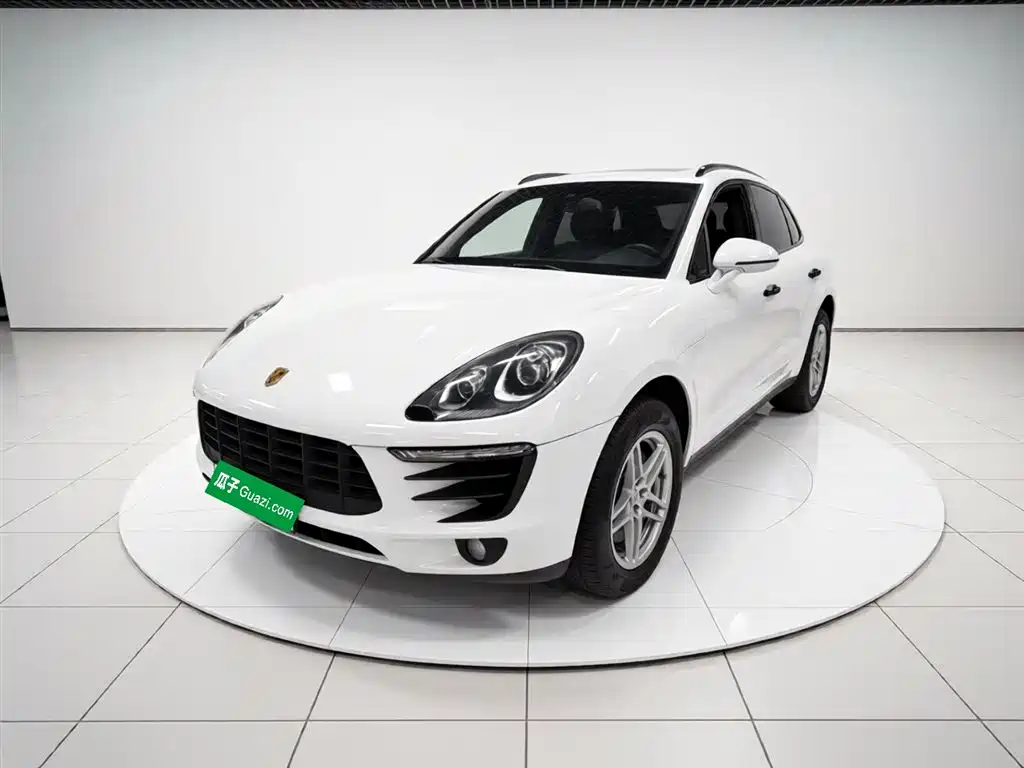 Porsche Macan 2017 Macan 2.0T фото 2