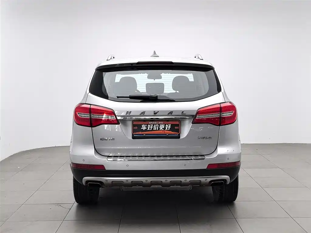 Haval H8 2015 2.0T 2WD Standard фото 4