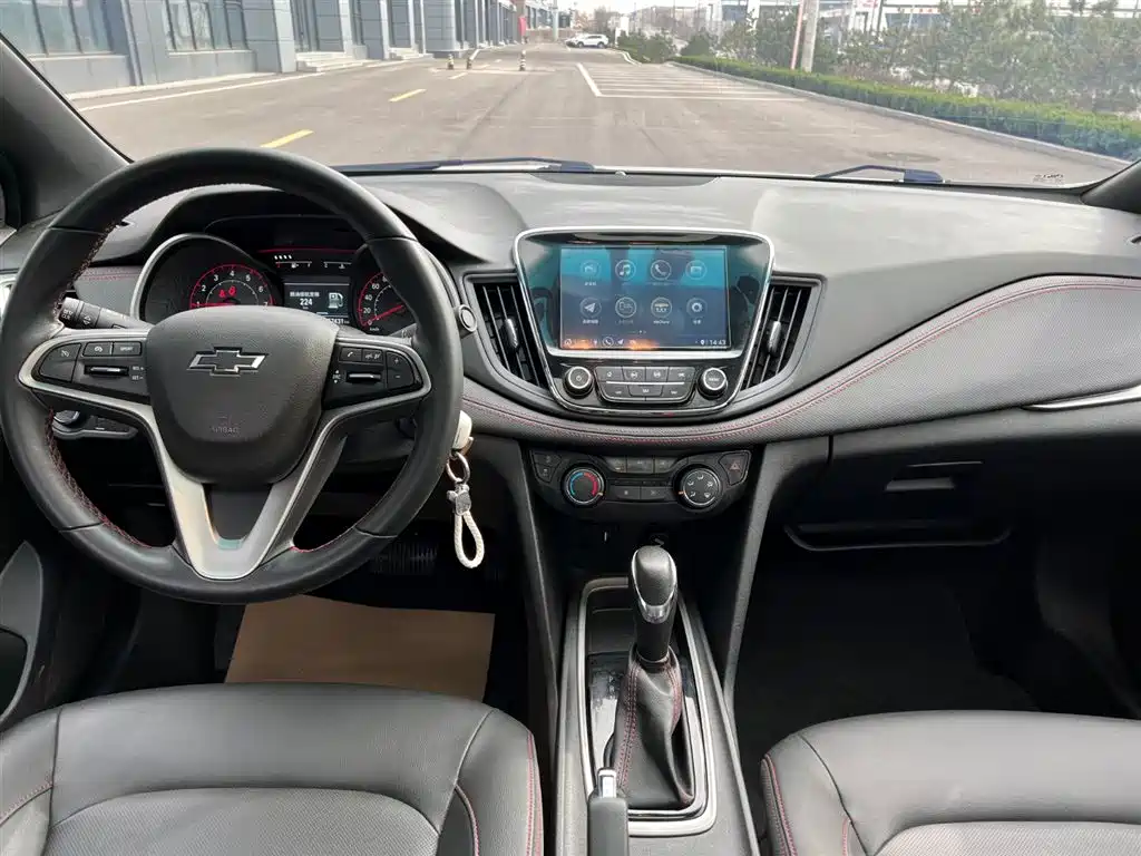 Chevrolet Monza 2020 Mild Hybrid RS 330T Automatic Smooth Edition фото 8