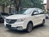 Фото 1 - Baojun 730