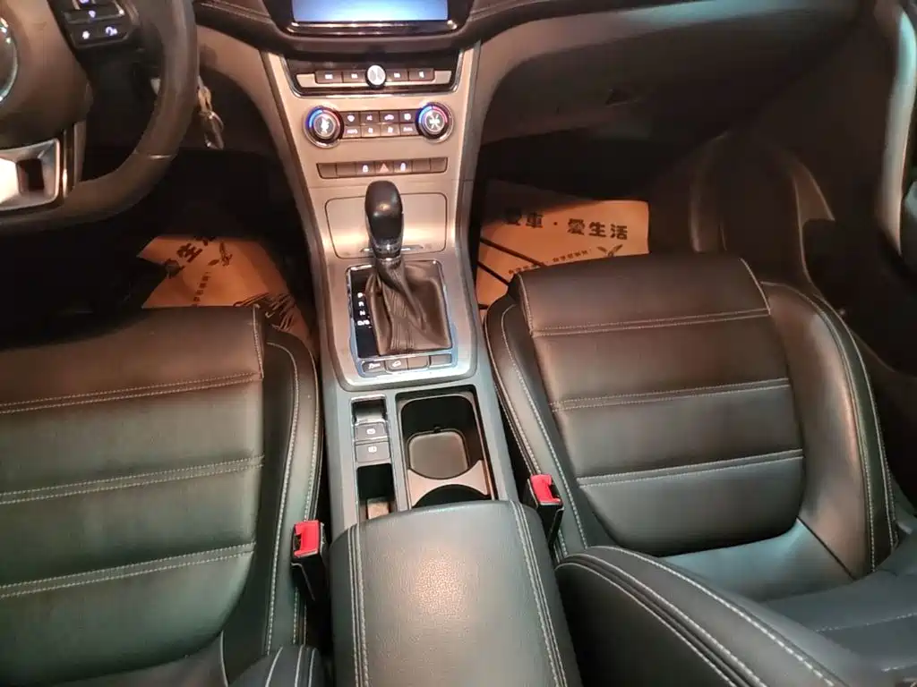 MG Roewe RX5 2017 2017 20T Automatic Luxury Edition