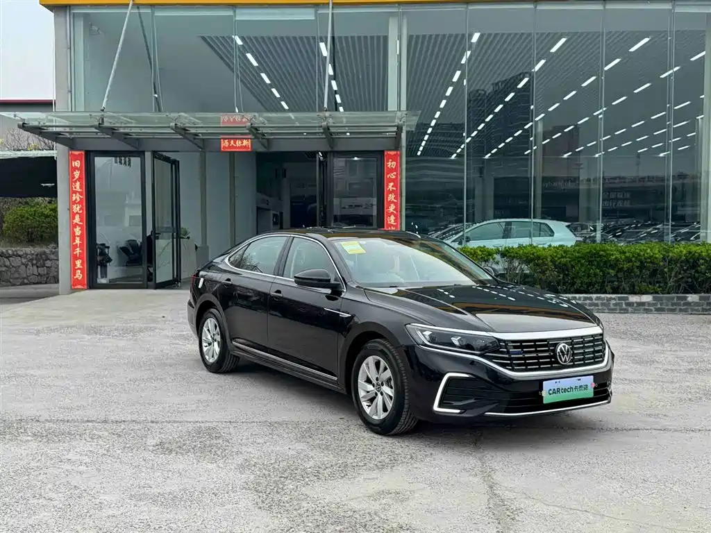 VOLKSWAGEN PASSAT NEW ENERGY