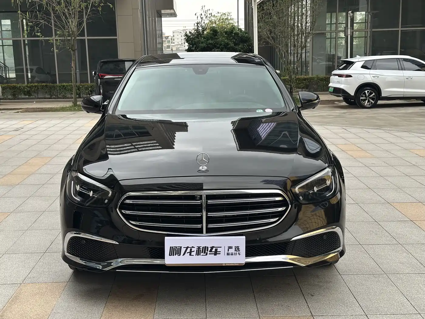  E CLASS