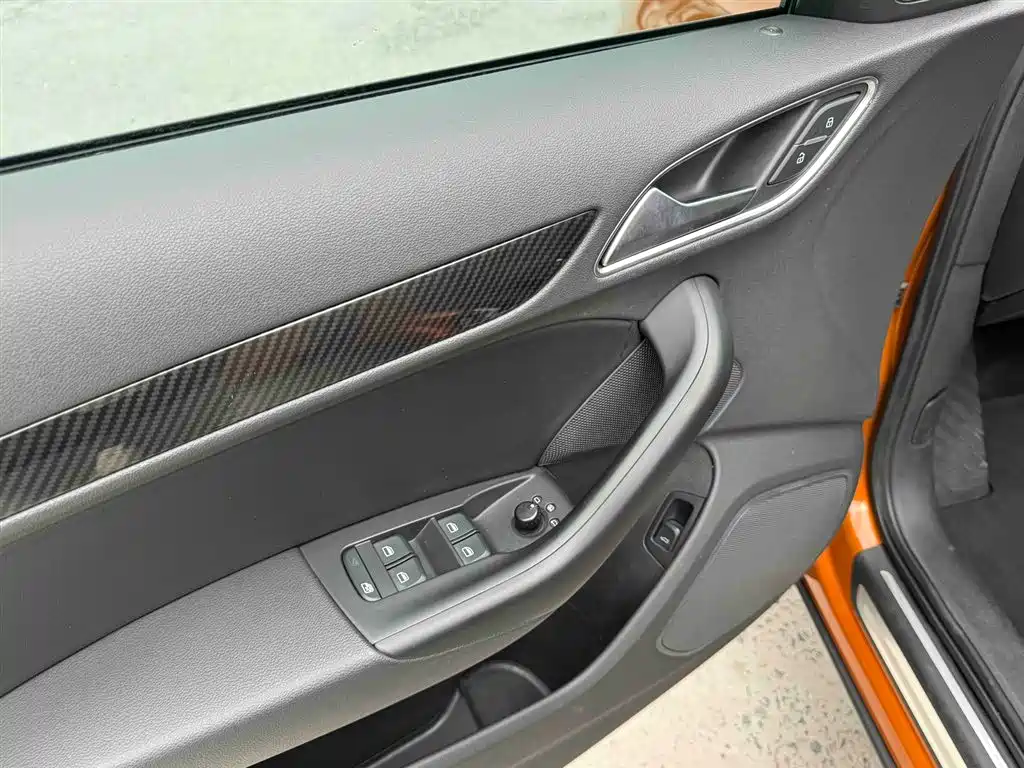 Audi Q3 2017 35 TFSI Fashion фото 13