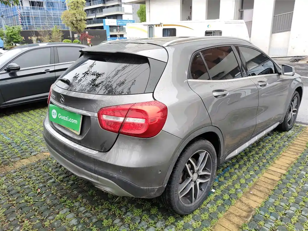 Mercedes-Benz GLA 2016 GLA 200 Fashion фото 5