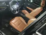 Photo 15 - Cadillac XT4