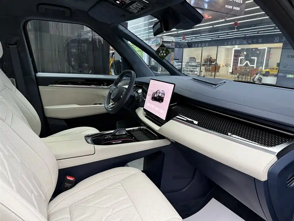 ZEEKR EXTREME KRYPTON 009