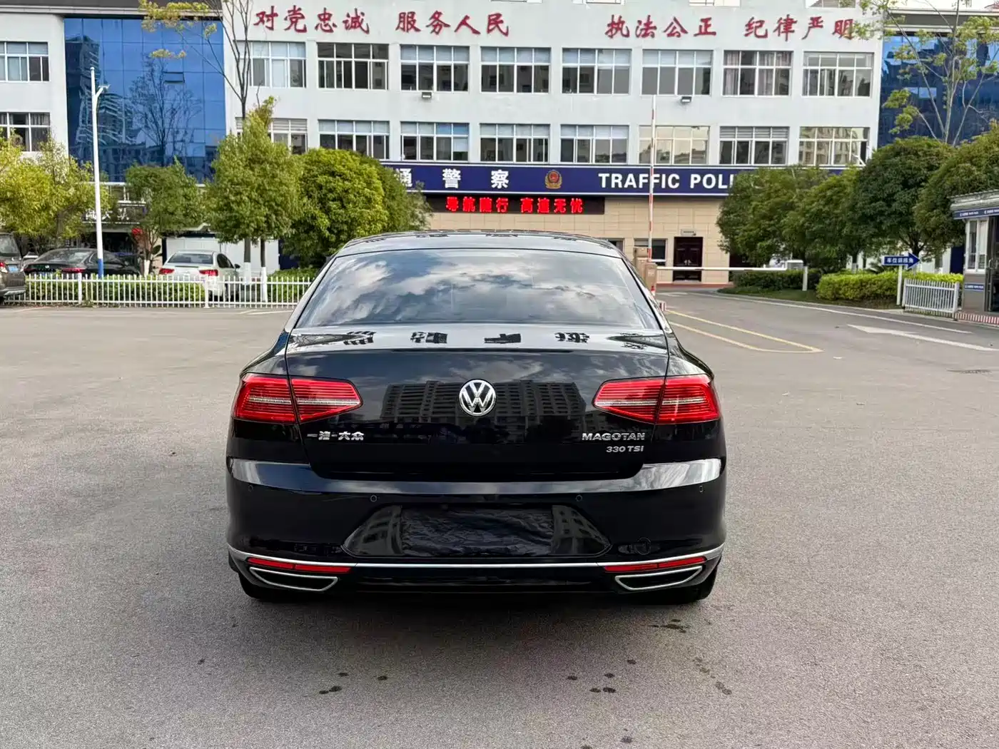 Volkswagen Magotan 2019 330TSI DSG Leading China VI фото 8