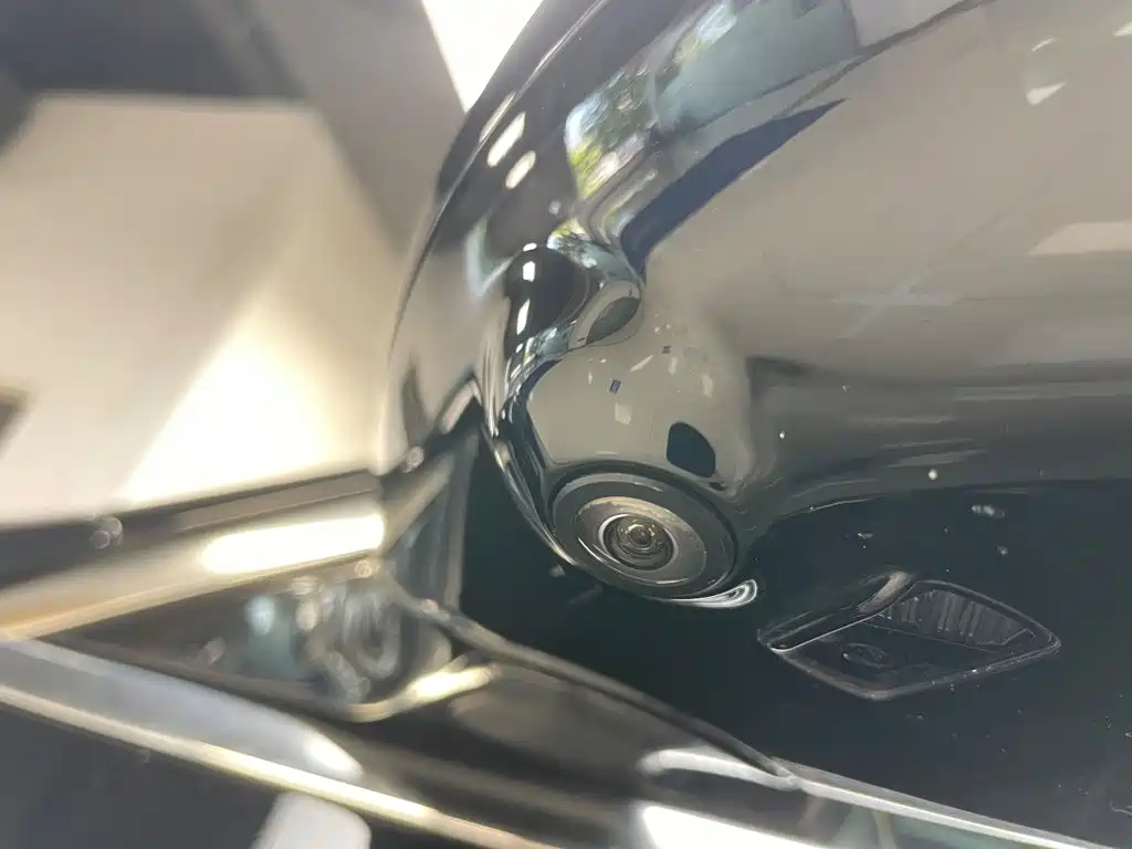 Фото 23 - Mercedes-Benz E-Class