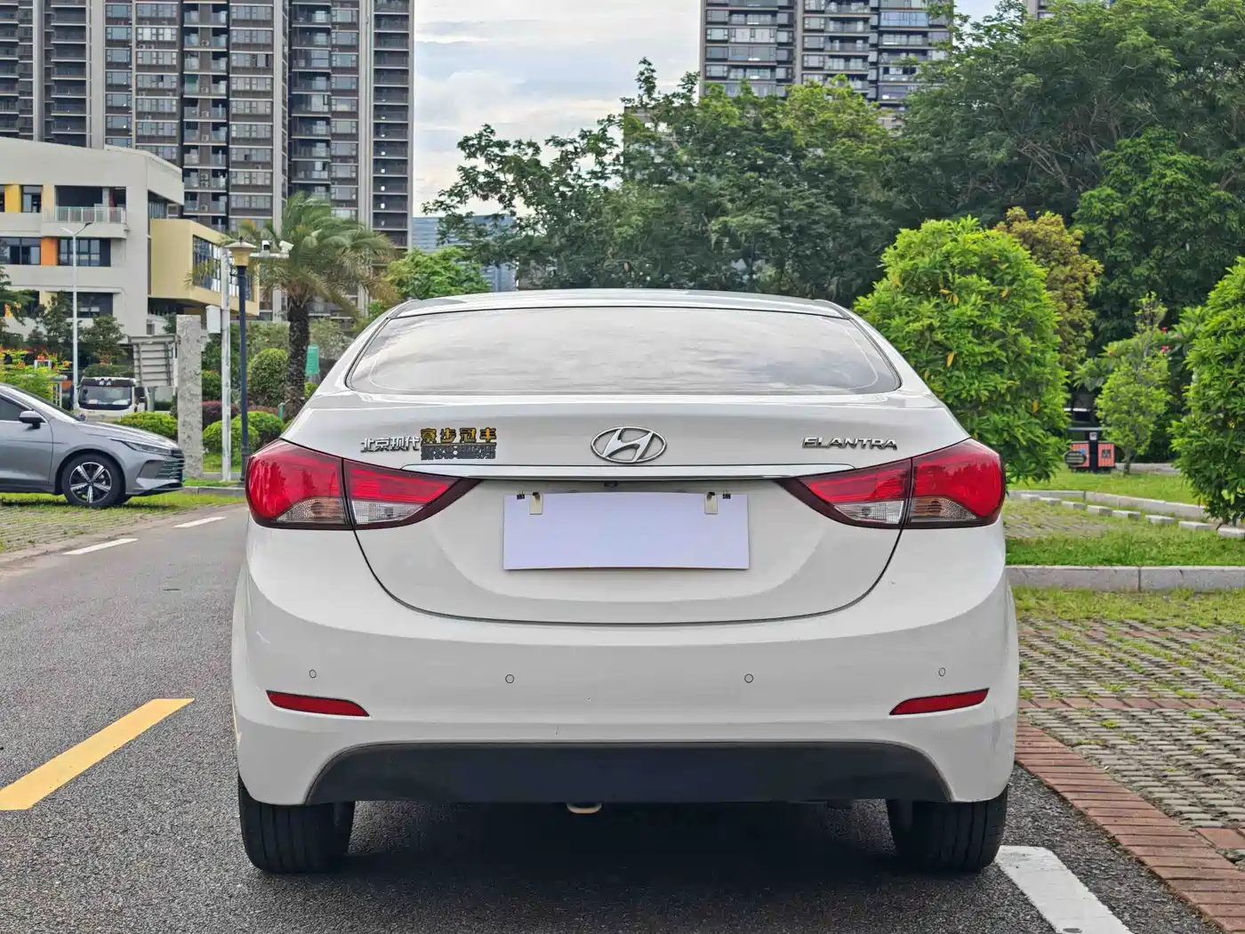 Hyundai Langdong 2016 1.6L Manual Fashion Model фото 4