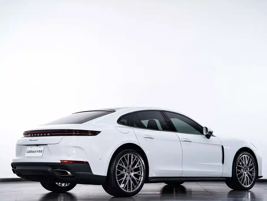 Porsche Panamera 2026