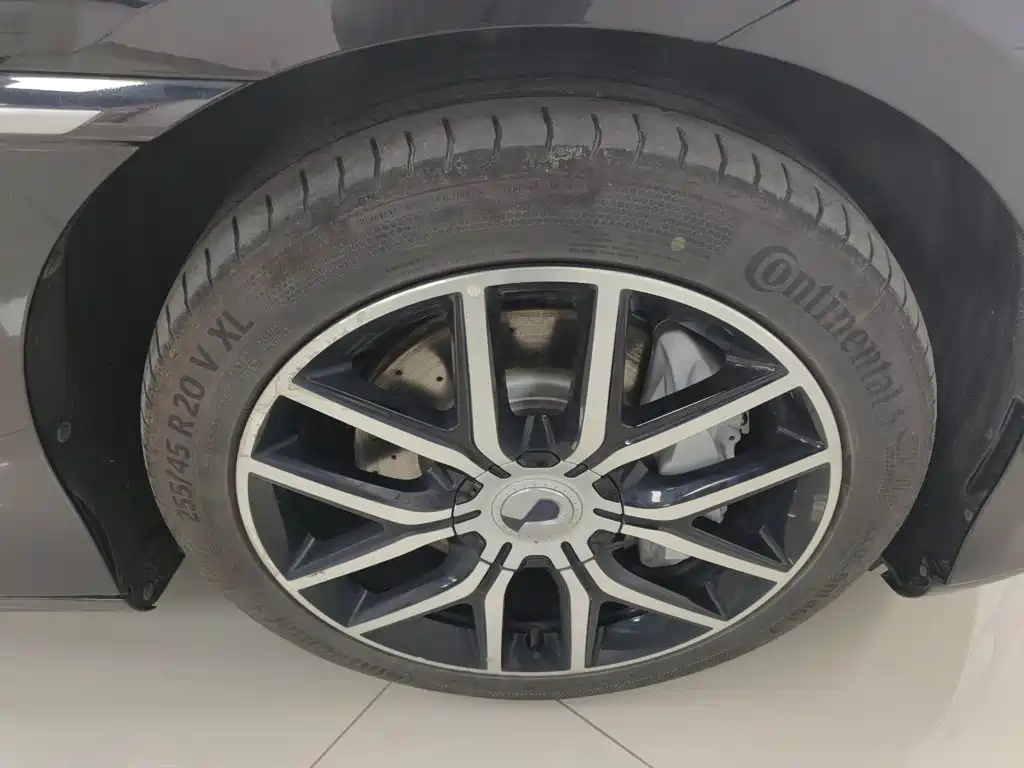 Denza Z9 2025 2024 Model 630km AWD Max Edition