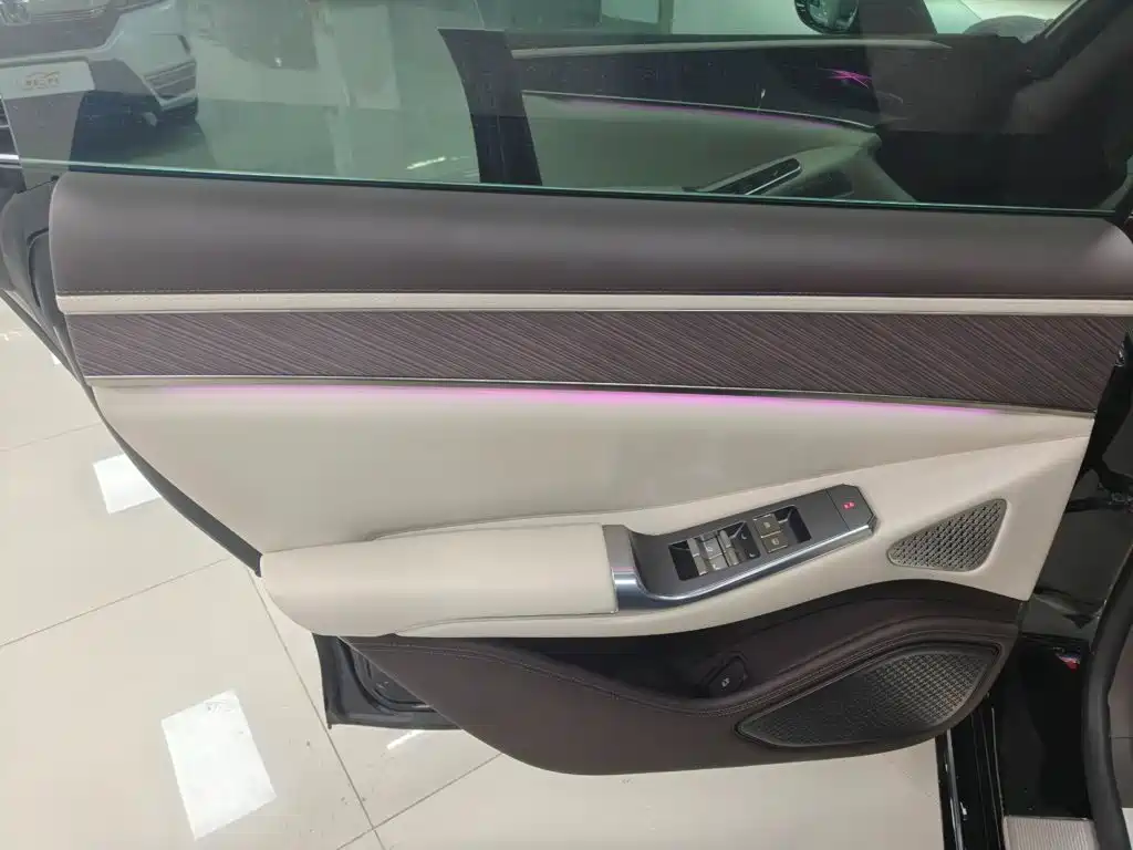 Denza Z9 2025 2024 Model 630km AWD Max Edition