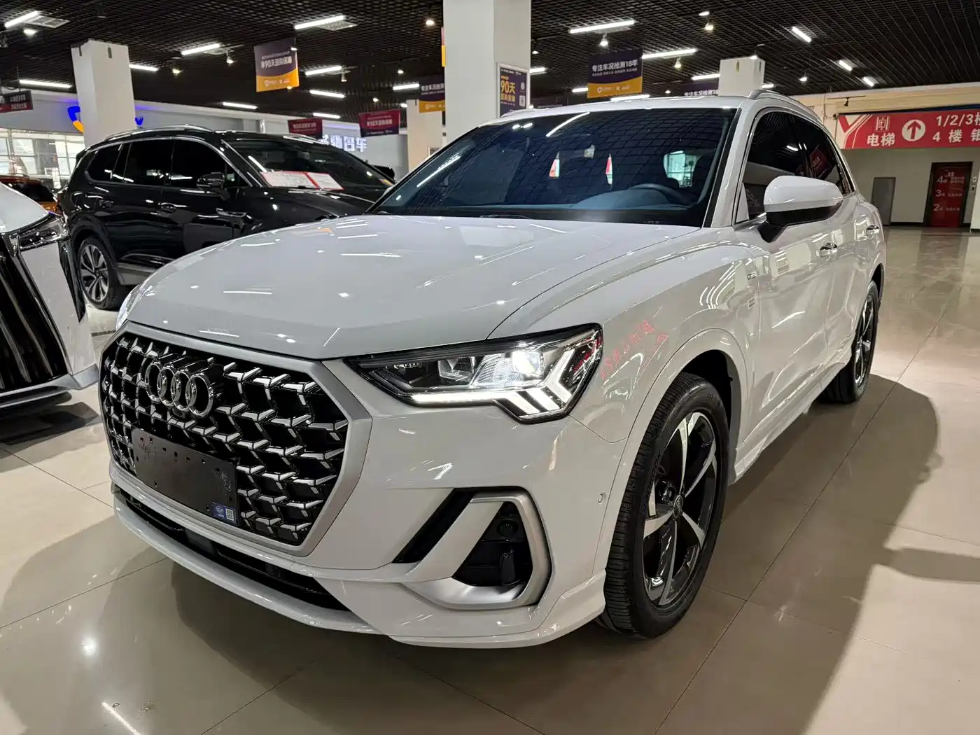 AUDI Q3 2025