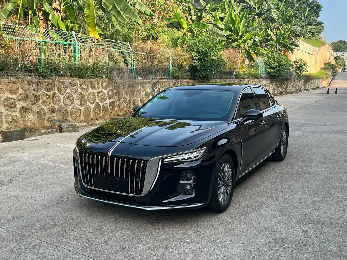 Hongqi H5 2024 1.5T DCT Smart Connect Flag Rhythm Edition