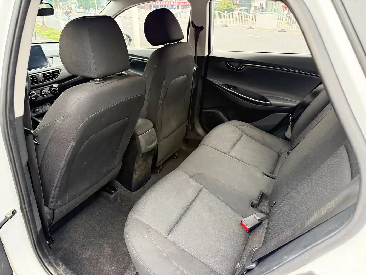 Hyundai Elantra 2020 1.6L Auto GL Pleasing Edition фото 5
