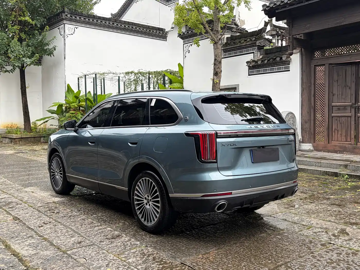Jetour X70L 2025 2025 2.0T Automatic Flagship 7-Seater