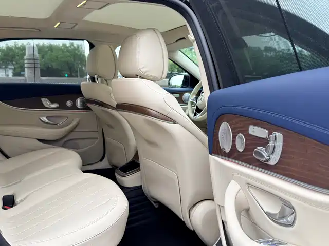Mercedes-Benz E-Class 2021 E 300 L Luxury — фото 4