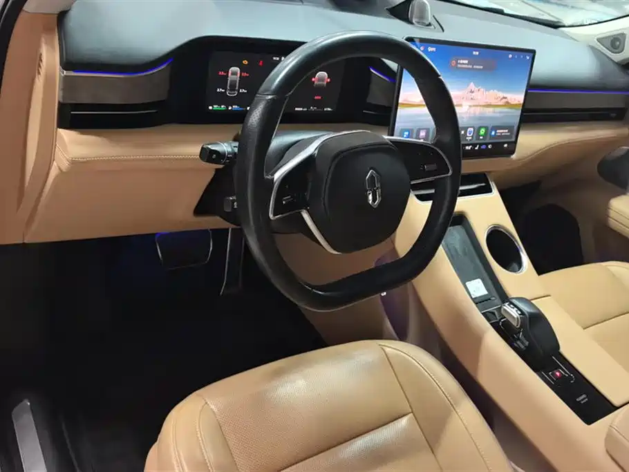AITO Wenjie AITO M5 2022 Extended Range AWD Performance Edition фото 12