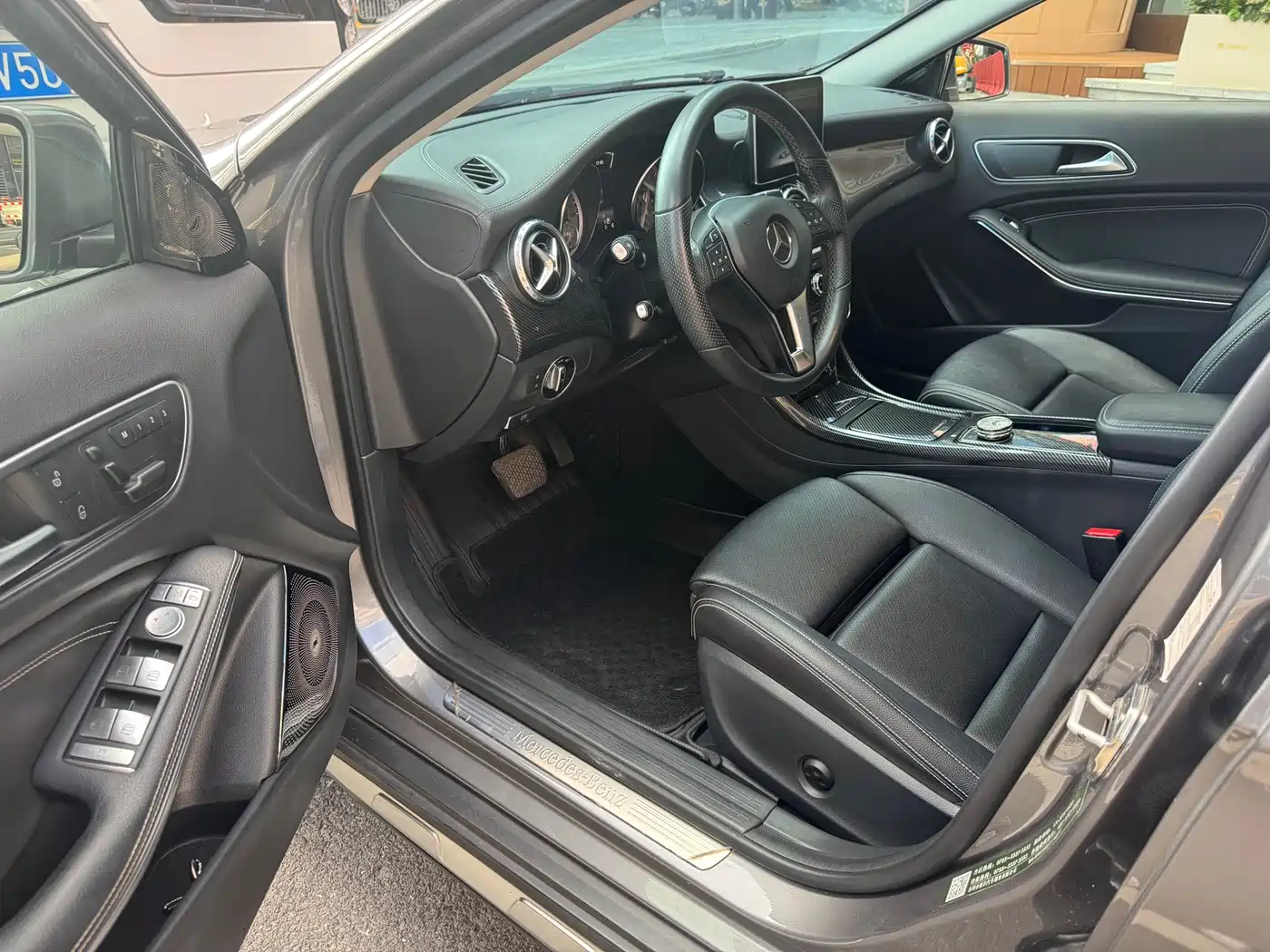 Mercedes-Benz GLA 2016 GLA 220 4MATIC Fashion фото 23