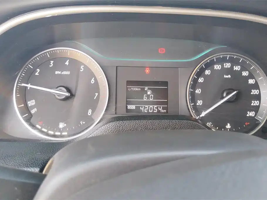 Buick Excelle 2018 15T Manual Elite (China V) фото 14