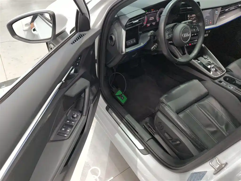 Audi A3 2022 Sportback 35 TFSI Luxury Elegance фото 16