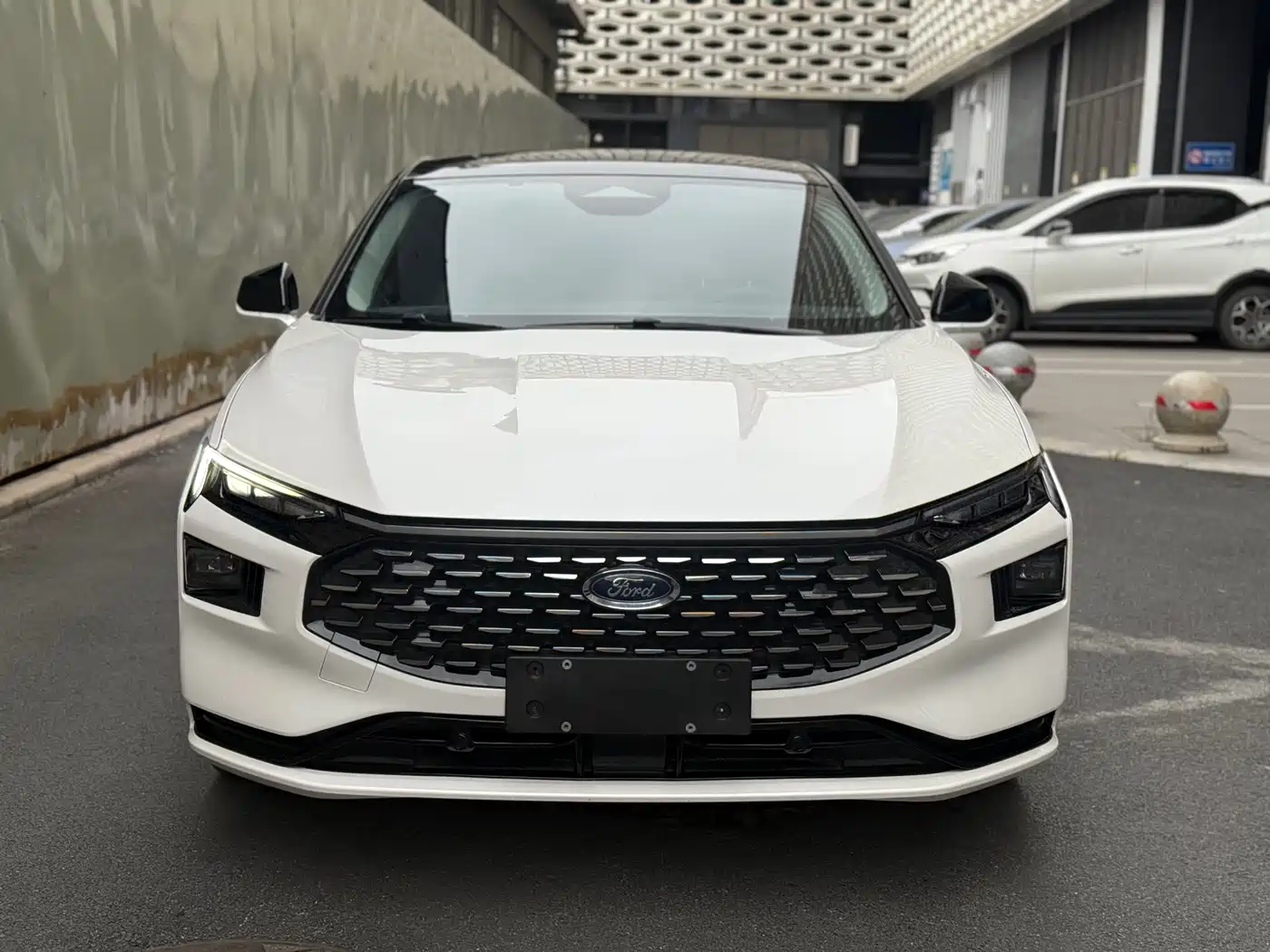 FORD MONDEO