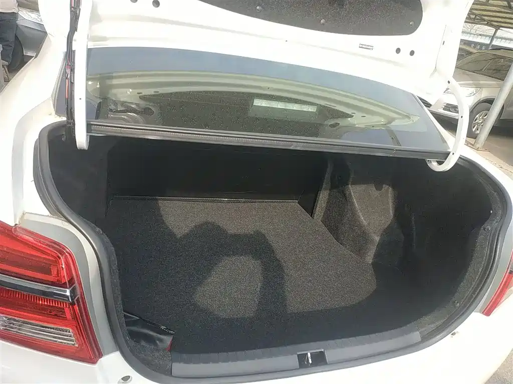 Toyota YARiS L Zhi Xiang 2017 1.5E CVT Charming Edition фото 19
