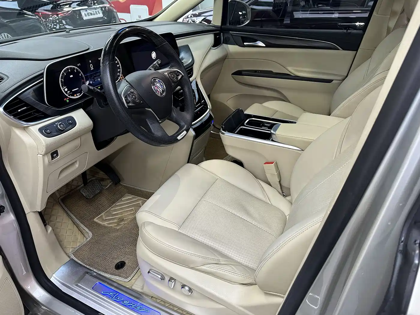 Buick GL8 2023 ES Landmaster Exclusive фото 7