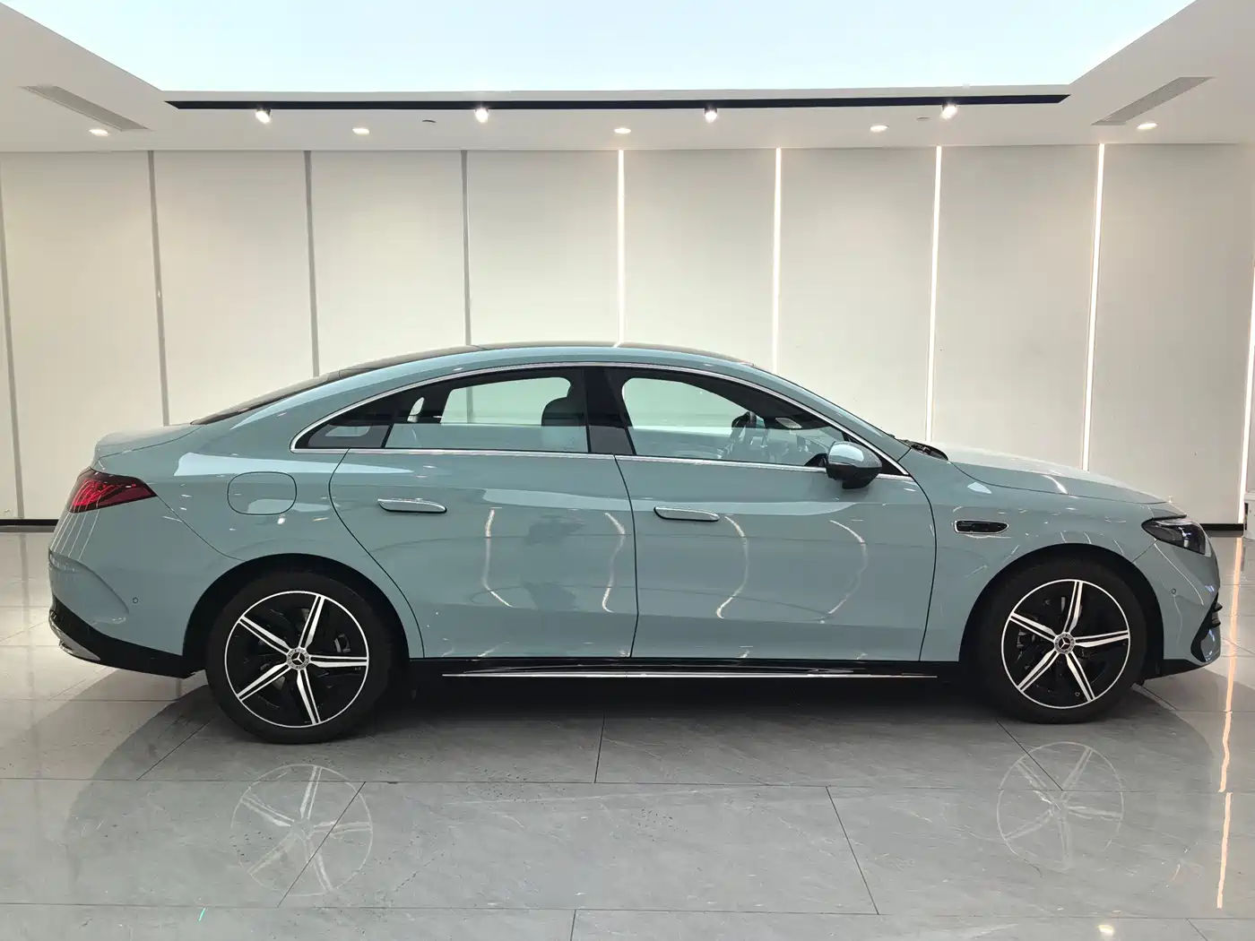Mercedes-Benz CLA New Energy 2025 300L Fashion фото 4