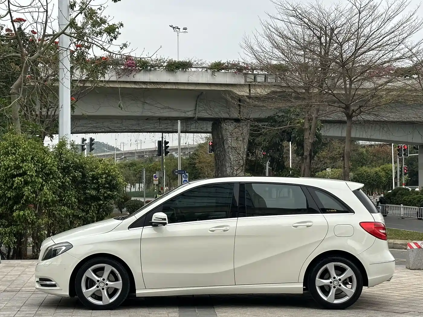 Mercedes-Benz B-Class 2012 B 200 фото 3
