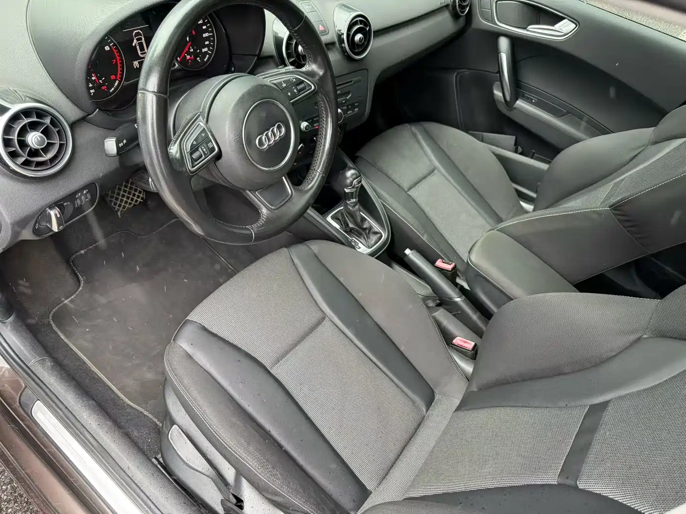 Audi A1 2014 2014 30 TFSI Sportback Comfort