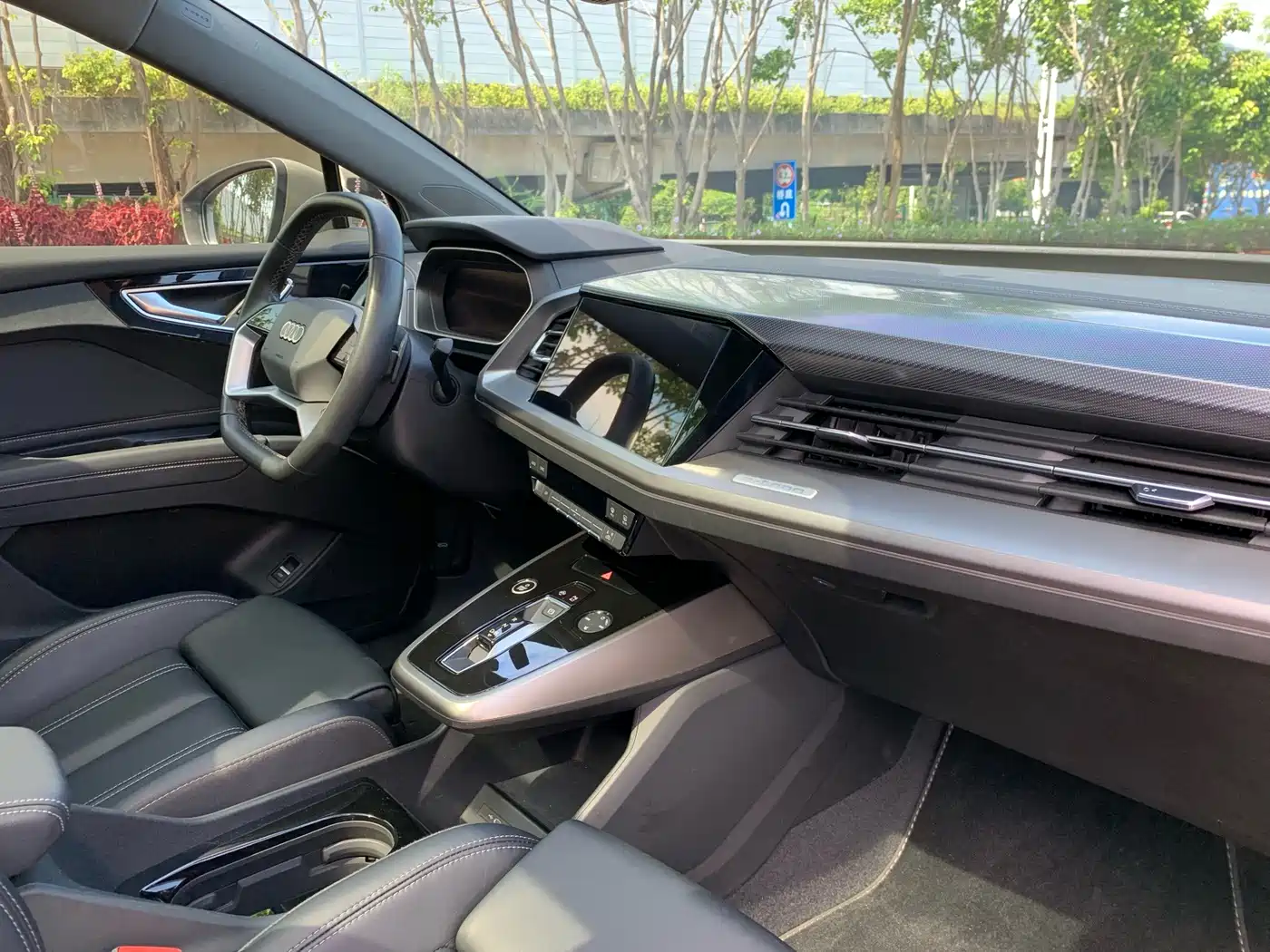 Audi Q4 e-tron 2024 2024 40 e-tron Pioneer Edition