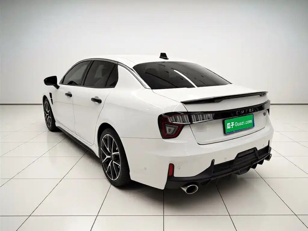 Lynk & Co 03 2022 2.0TD DCT Power Pro фото 5