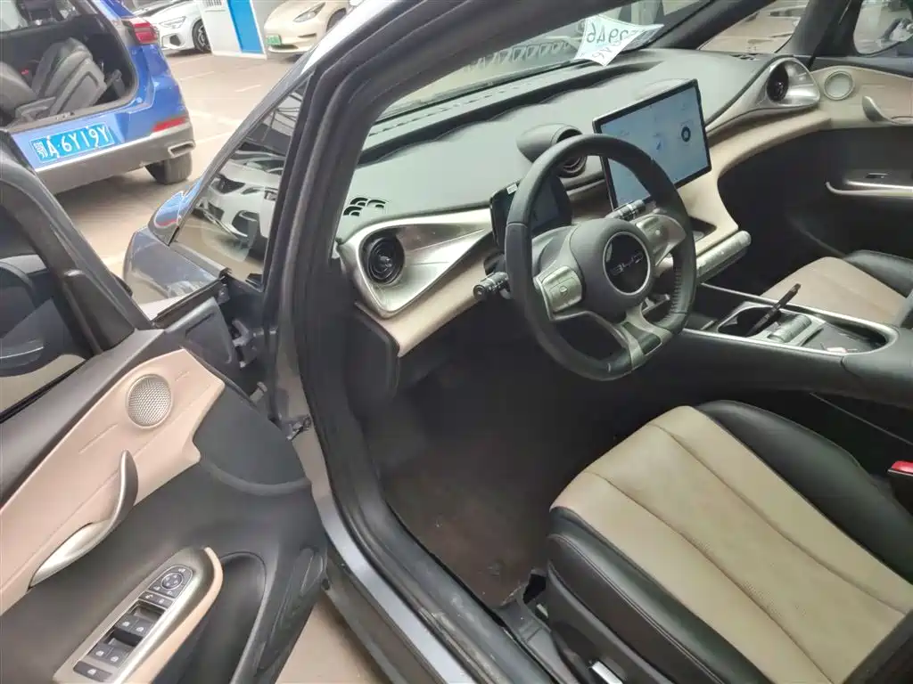 BYD Dolphin 2023 420km Fashion Edition фото 16