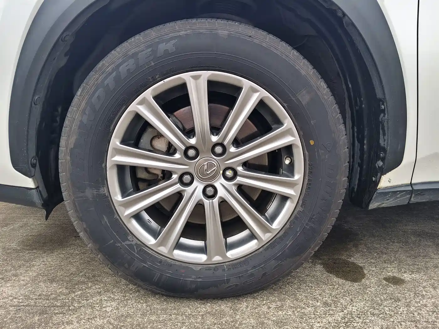Photo 17 - Lexus NX