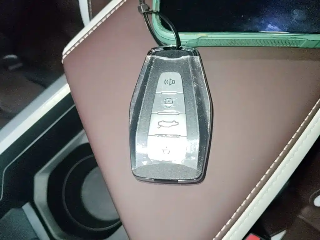 Photo 9 - Geely Emgrand