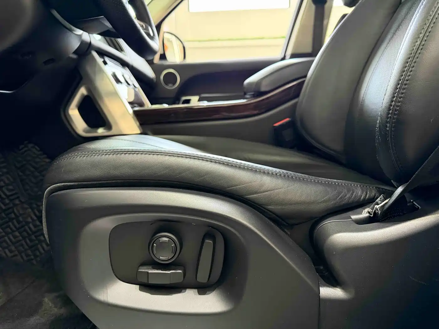 Фото 6 - Land Rover Range Rover