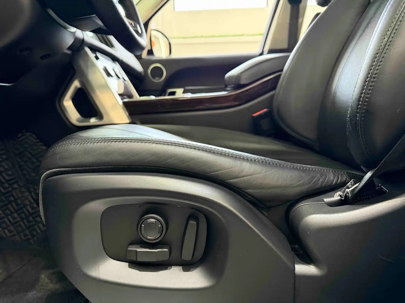 Фото 6 - Land Rover Range Rover