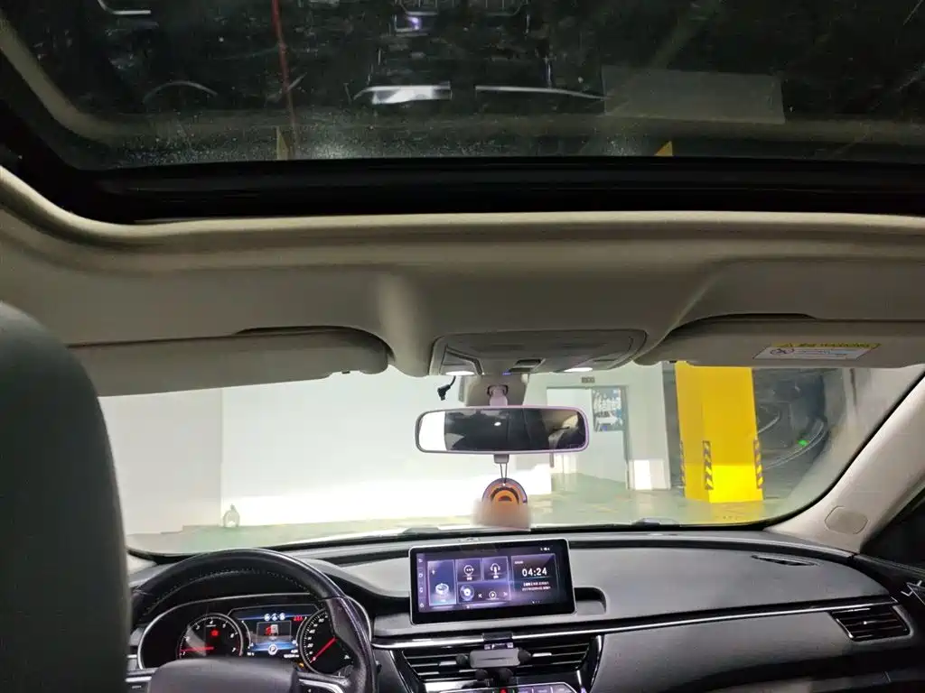 Hongqi H5 2018 30TD Smart Connect Agile Edition фото 11