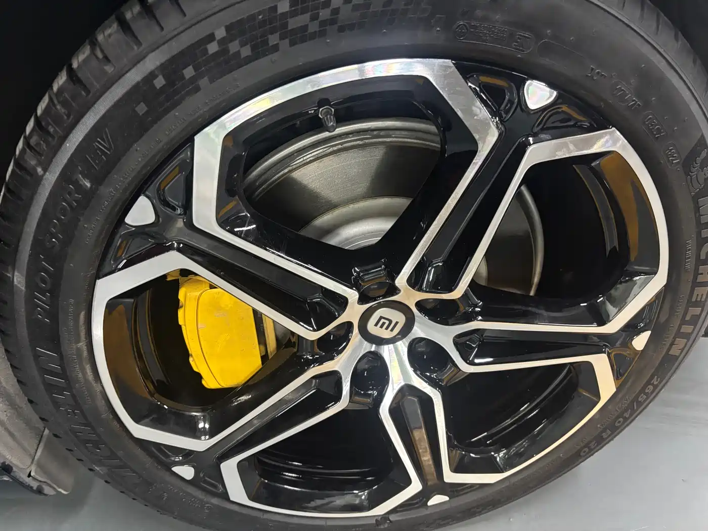 Xiaomi Auto Xiaomi SU7 2024 AWD Extended Range Advanced Smart Driving Max Edition фото 16