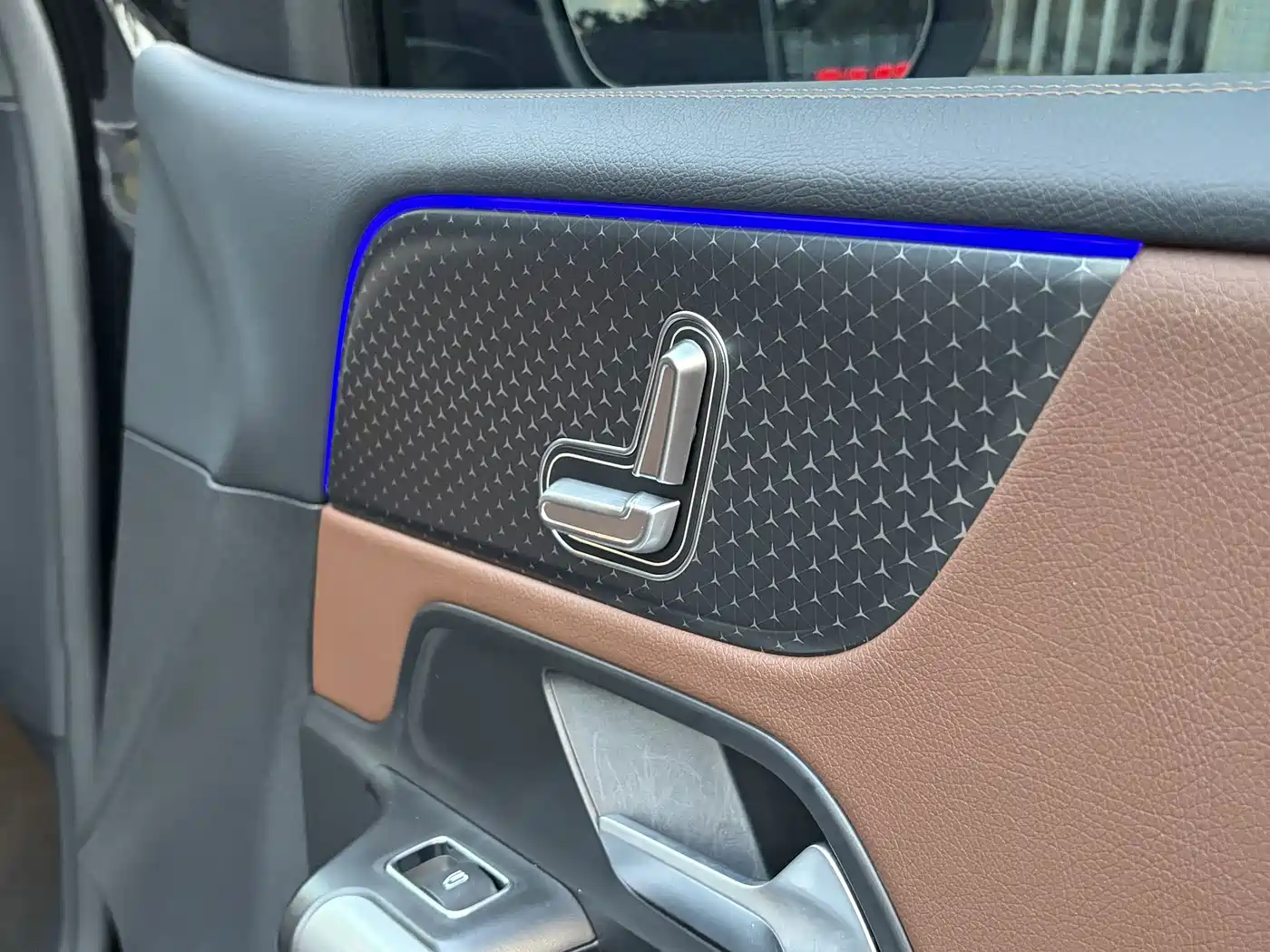 Mercedes-Benz GLB 2025 2024 Facelift GLB 220 Dynamic
